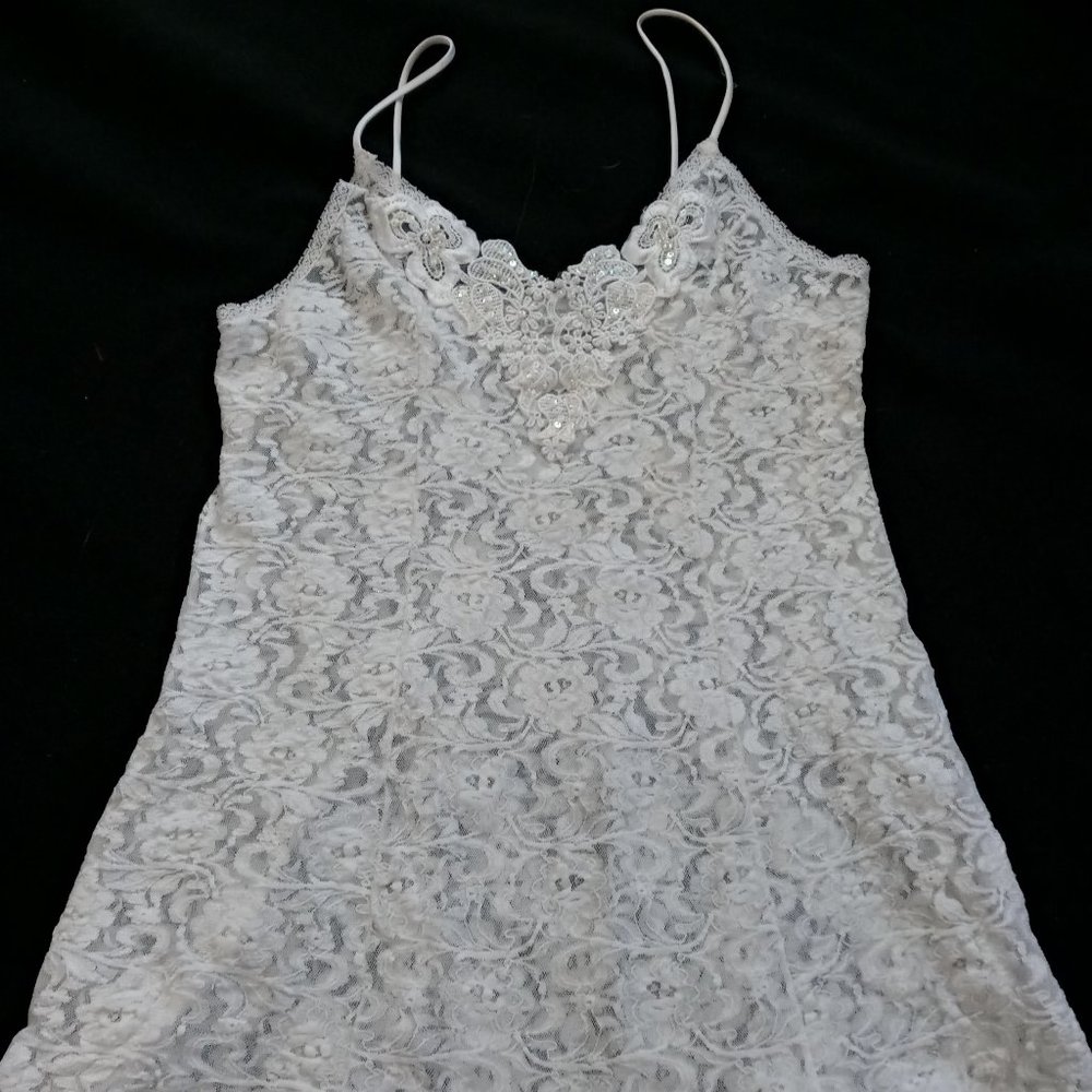 White lace nighty